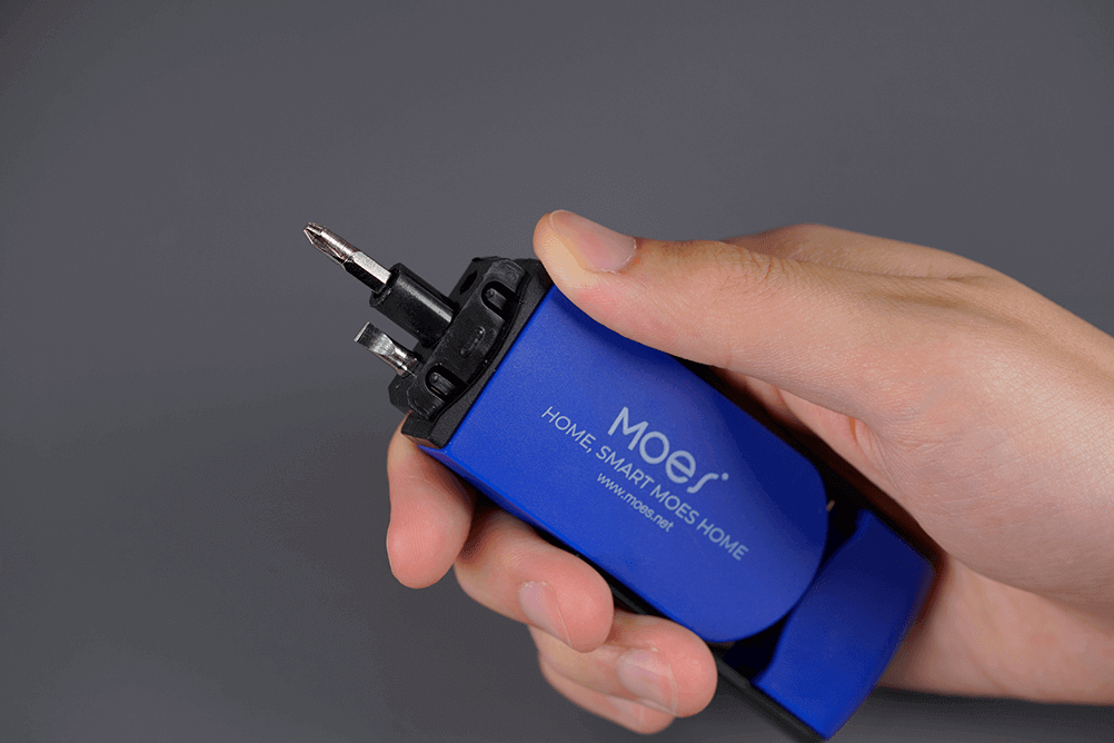 Multi-functional Screwdriver - MOES